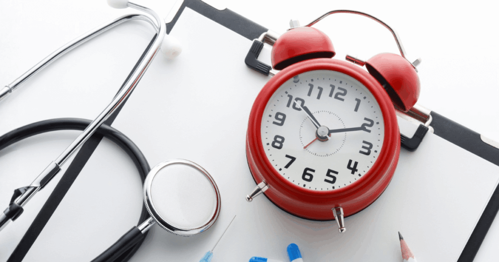 虫歯の進行度によって治療にかかる期間が変わることを表したイメージ