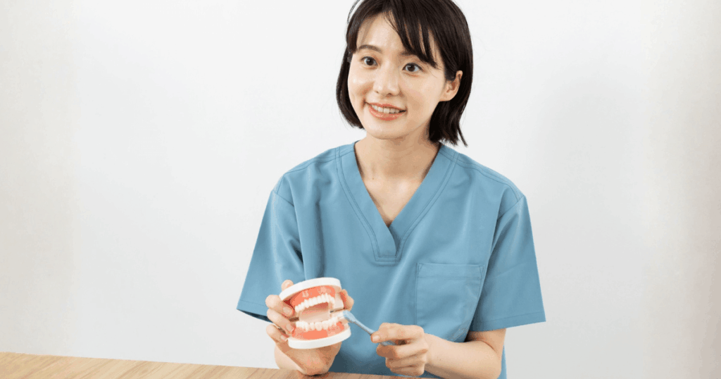 歯周病予防のための正しい歯みがきやセルフケアのイメージ