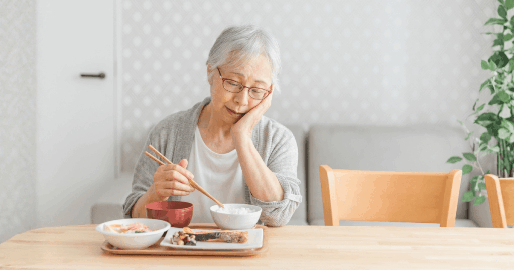 歯周病が進行して歯ぐきや歯に影響が出る様子